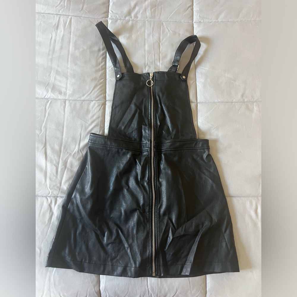 Fake leather dress with silver zip